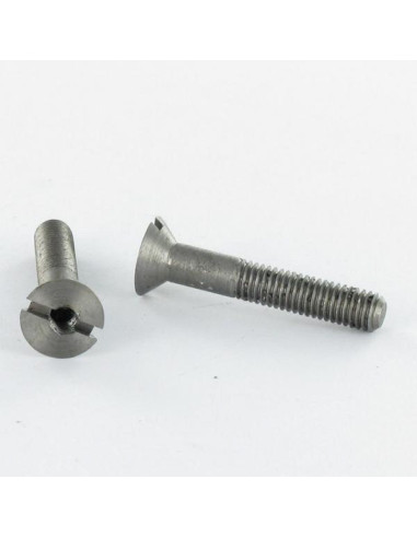 1 x Metalen schroeven geboord en getapt M5X30...