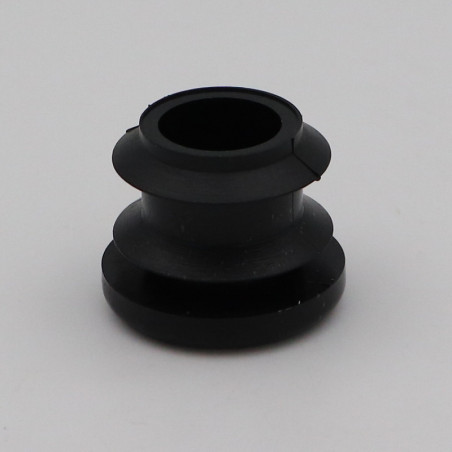 1 x Ronde buisplug diameter buitenkant 30 binnen 26-28 zwart polyethyleen