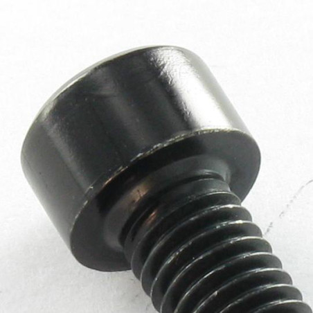 1 x Metalen schroeven CHC BTR M4X6 volledige draad Klasse 8.8 sleutel van 3 Zwart gegalvaniseerd staal